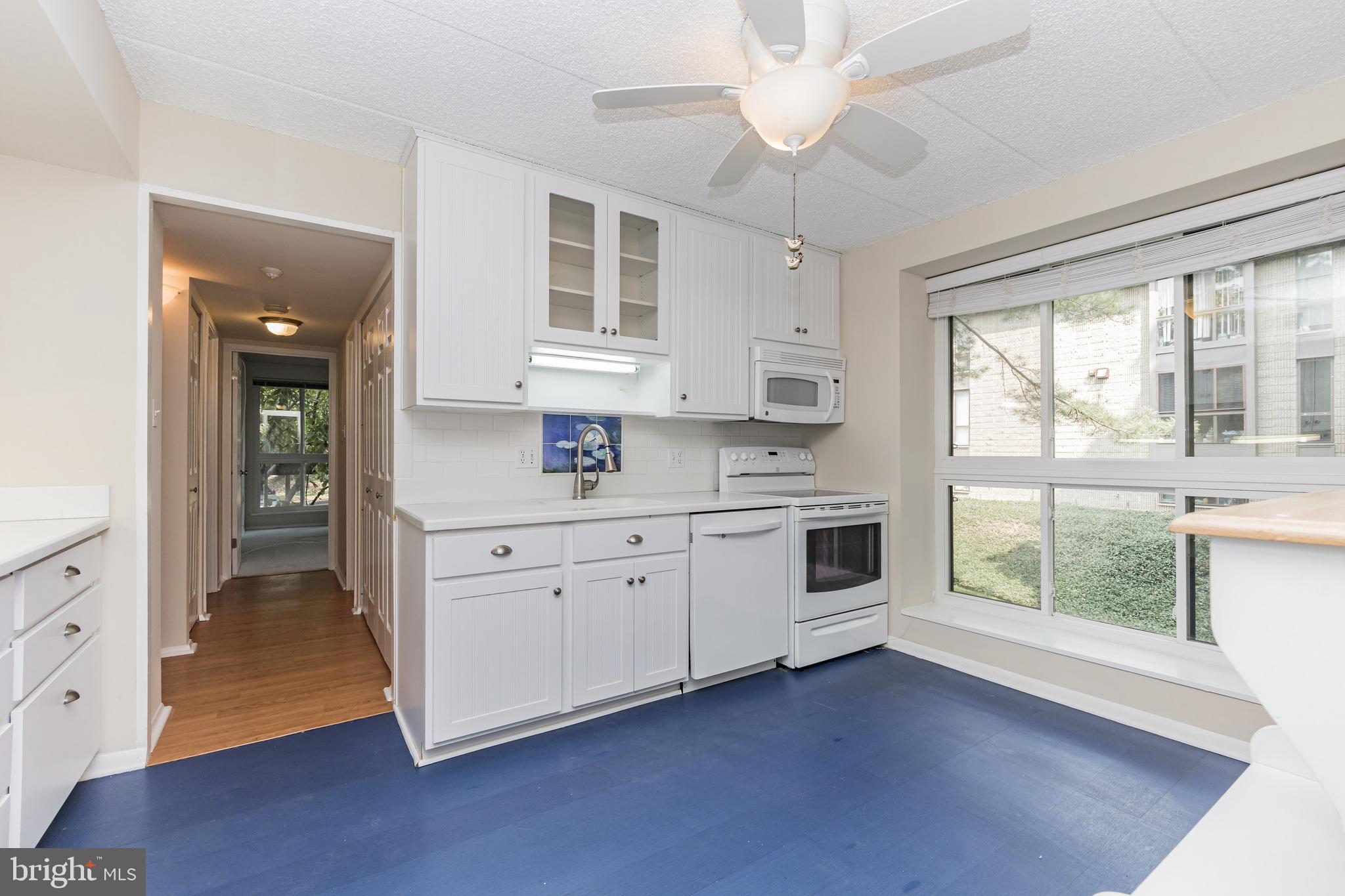 ALEXANDRIA OVERLOOK - Residential