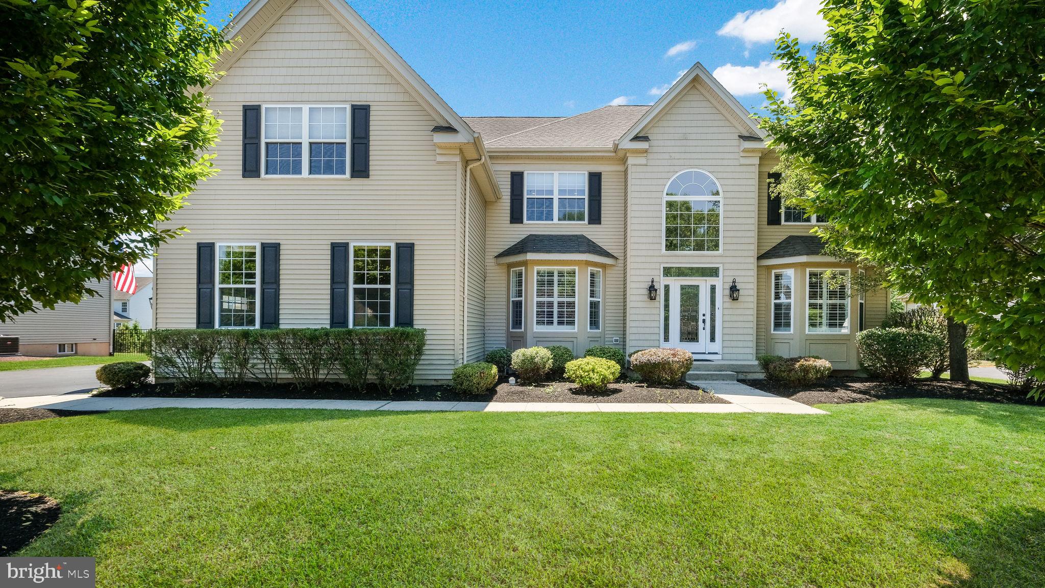 DEVONSHIRE ESTATES - Residential