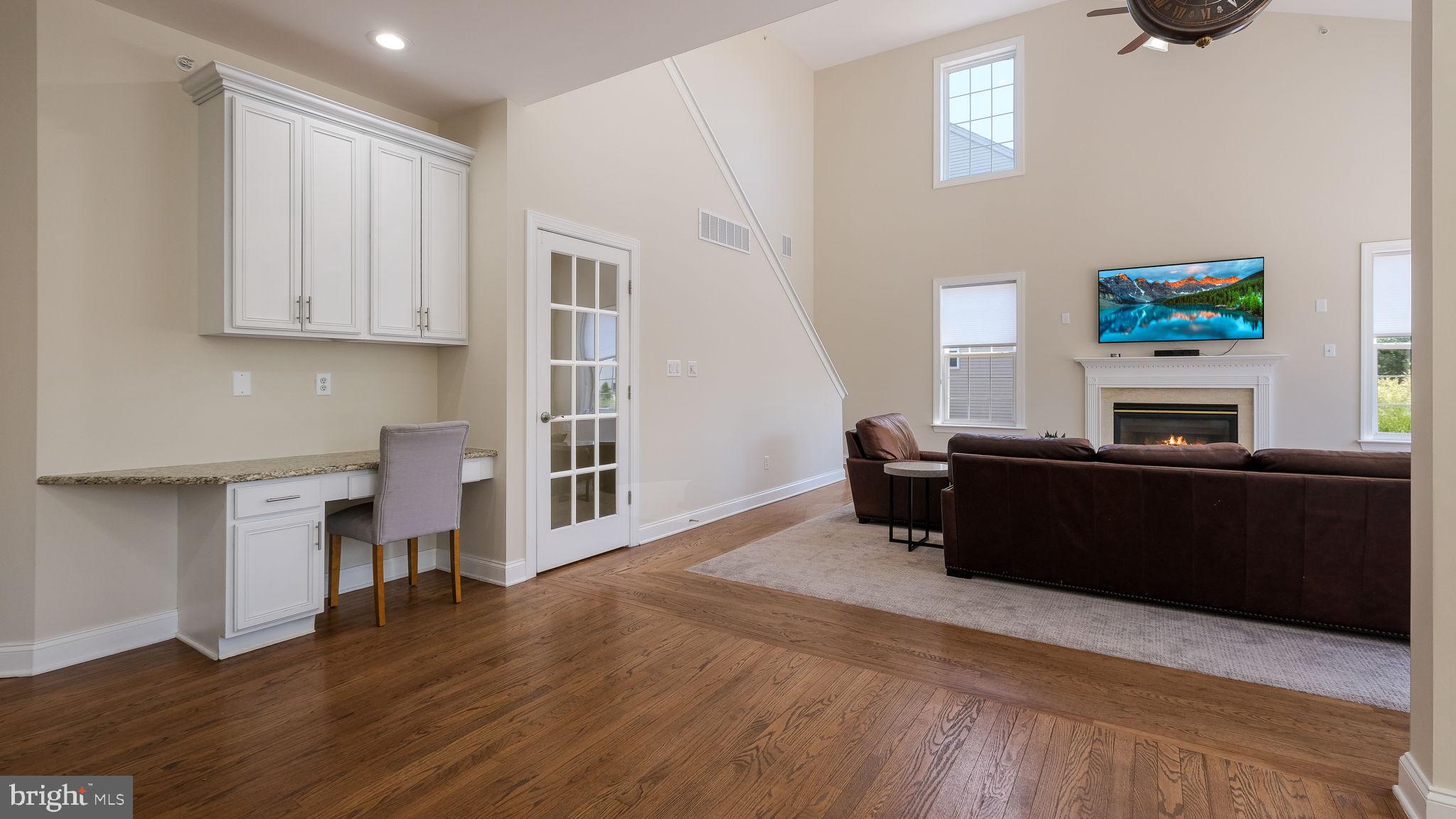 DEVONSHIRE ESTATES - Residential