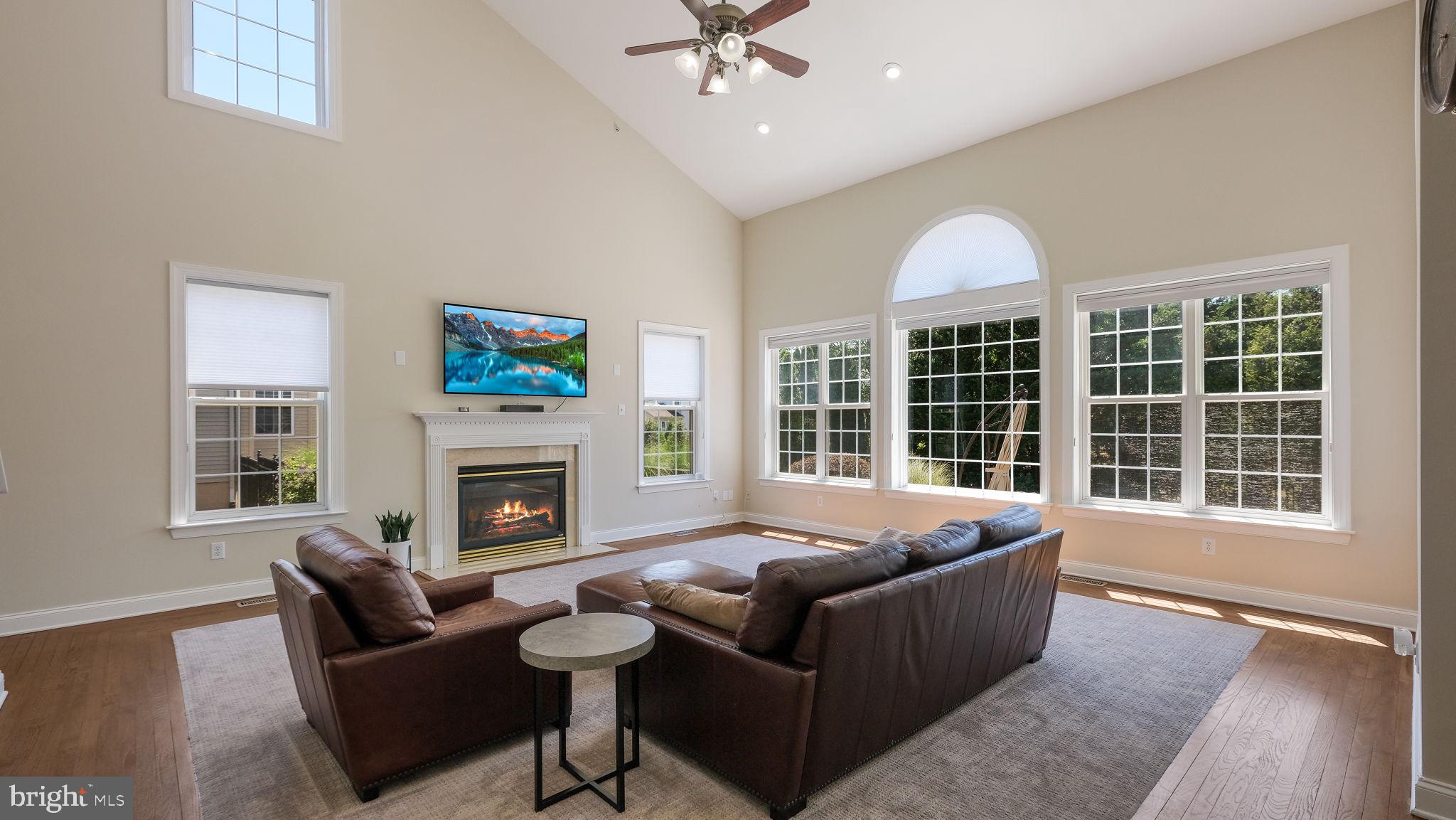 DEVONSHIRE ESTATES - Residential