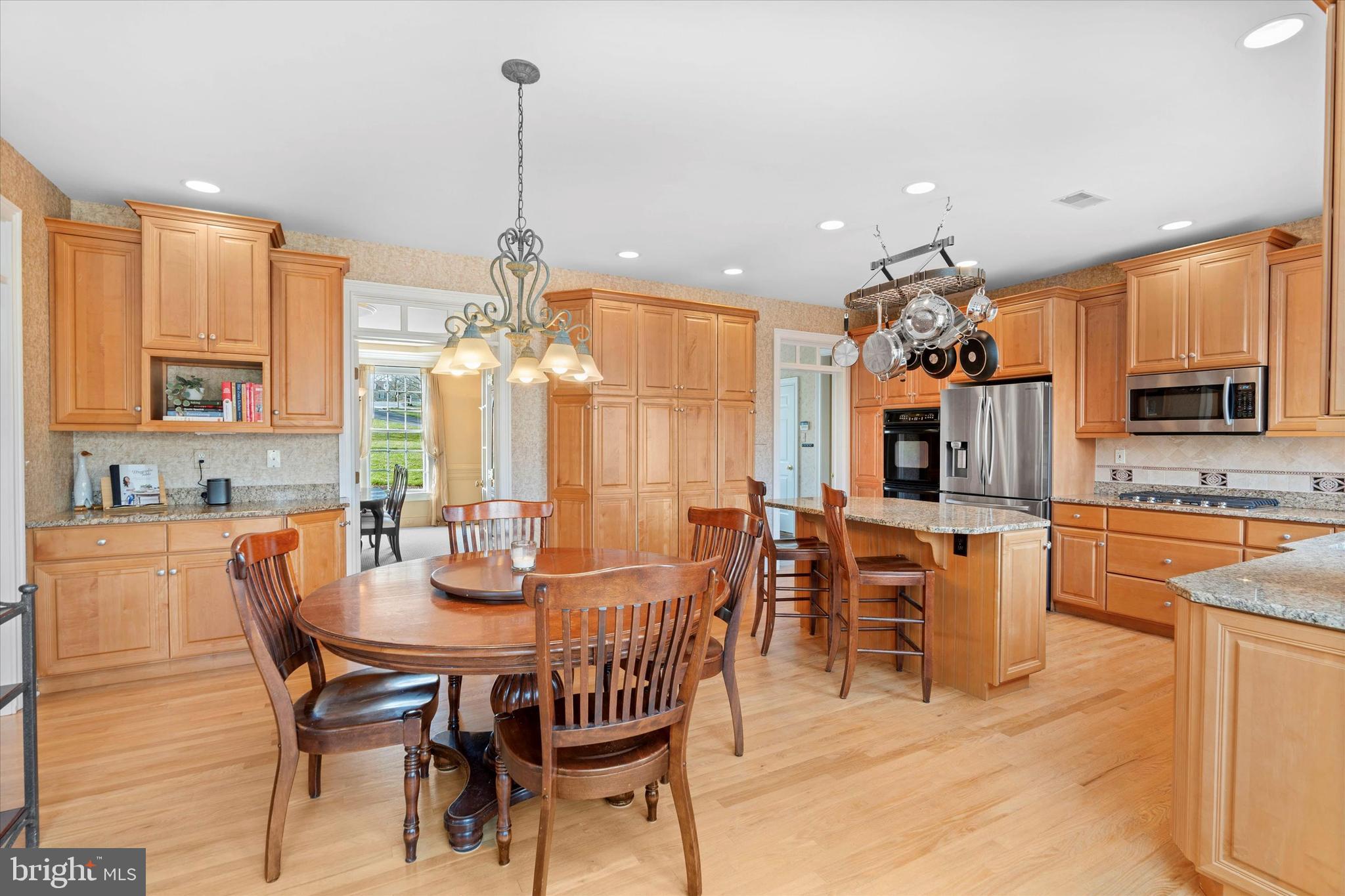 HAMILTON PLACE - Residential