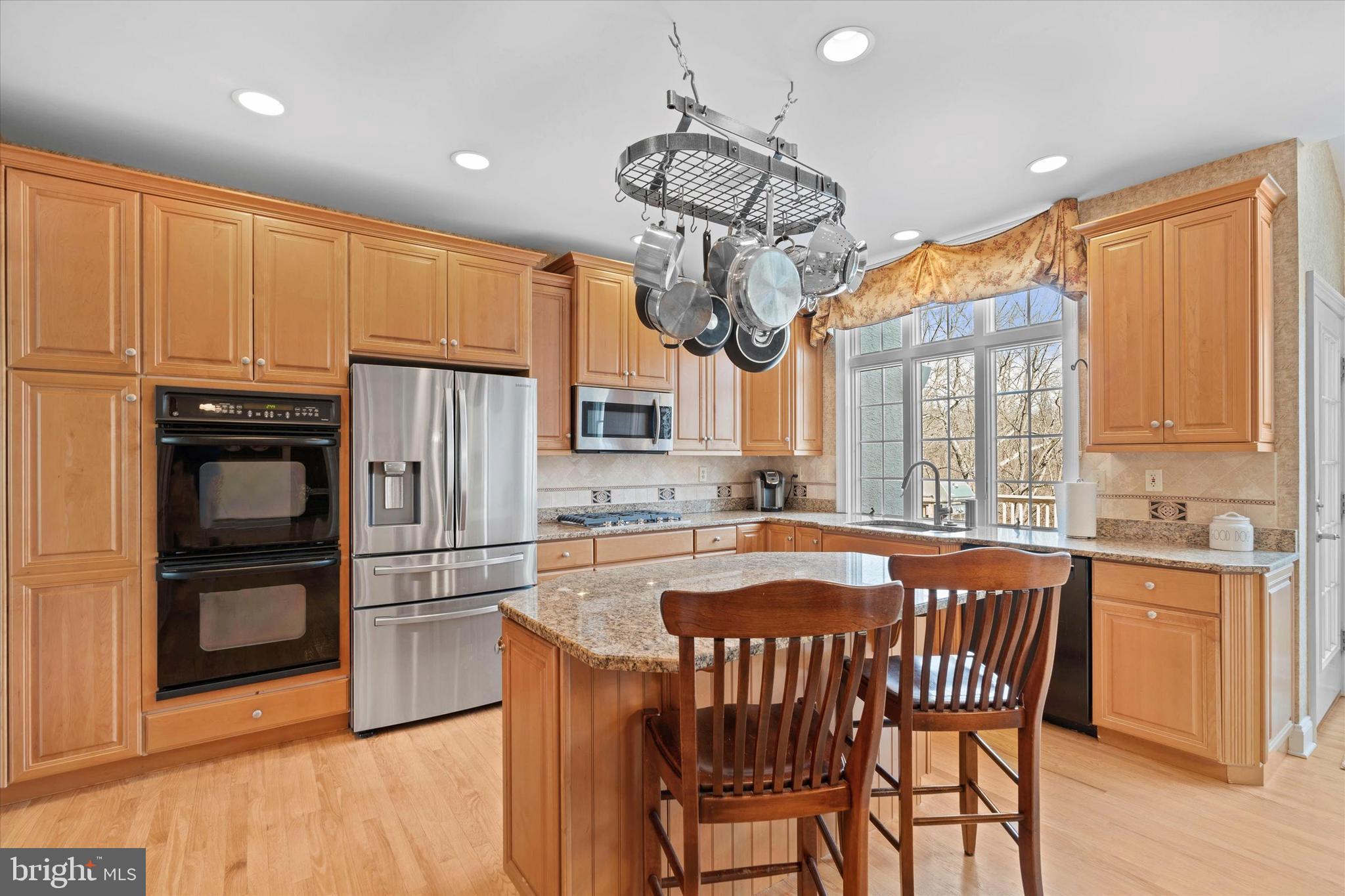 HAMILTON PLACE - Residential