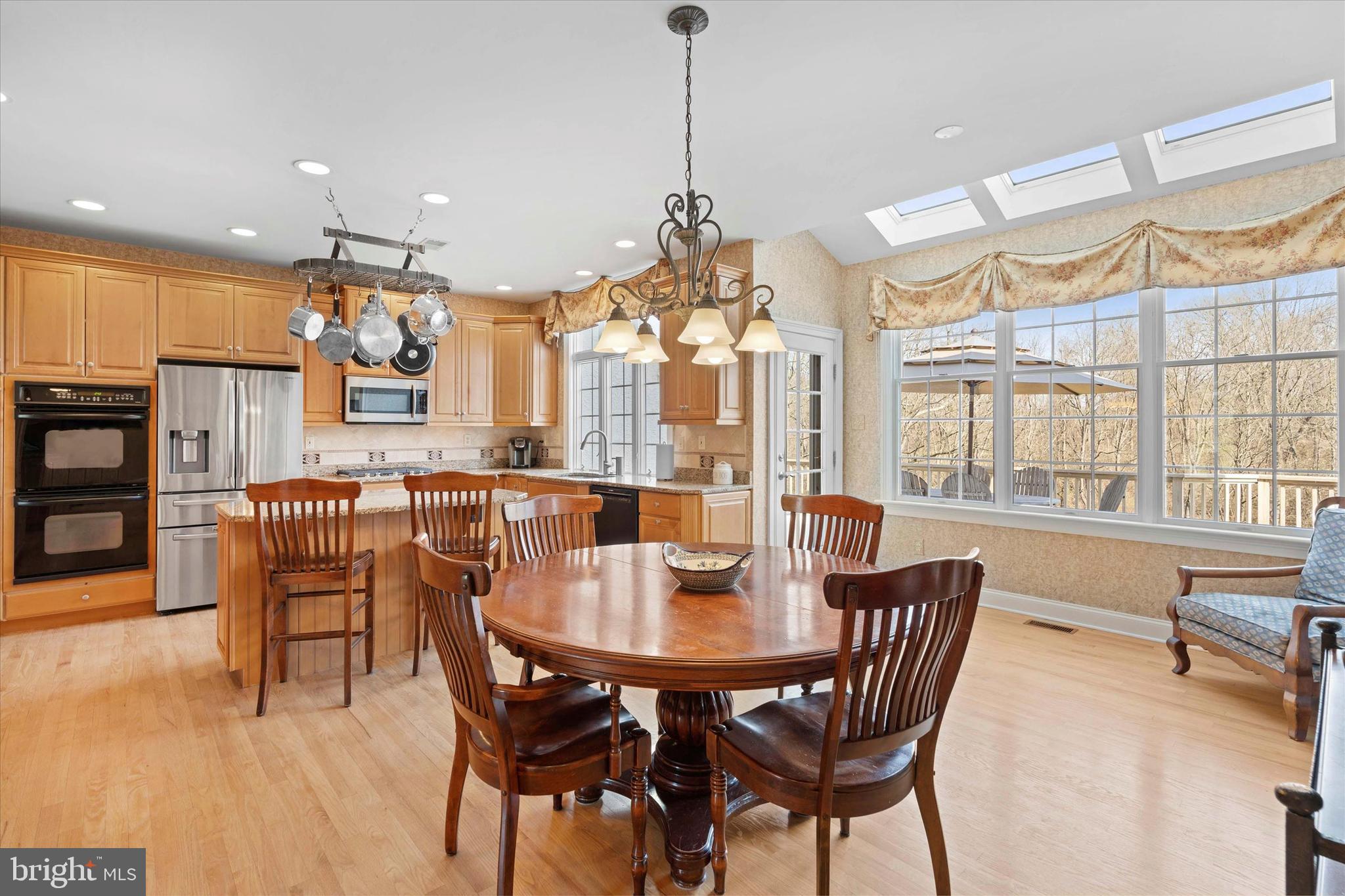 HAMILTON PLACE - Residential