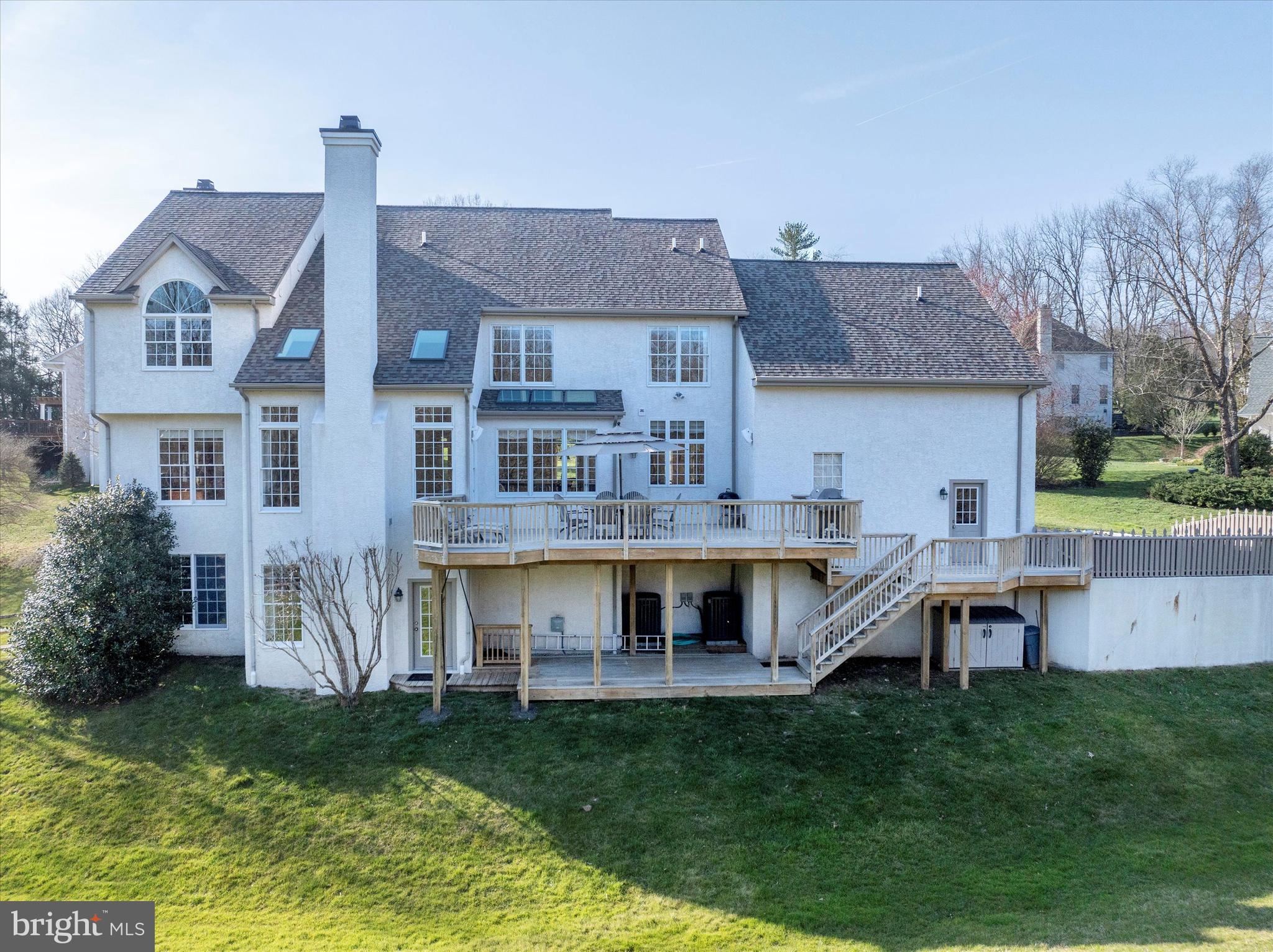 HAMILTON PLACE - Residential