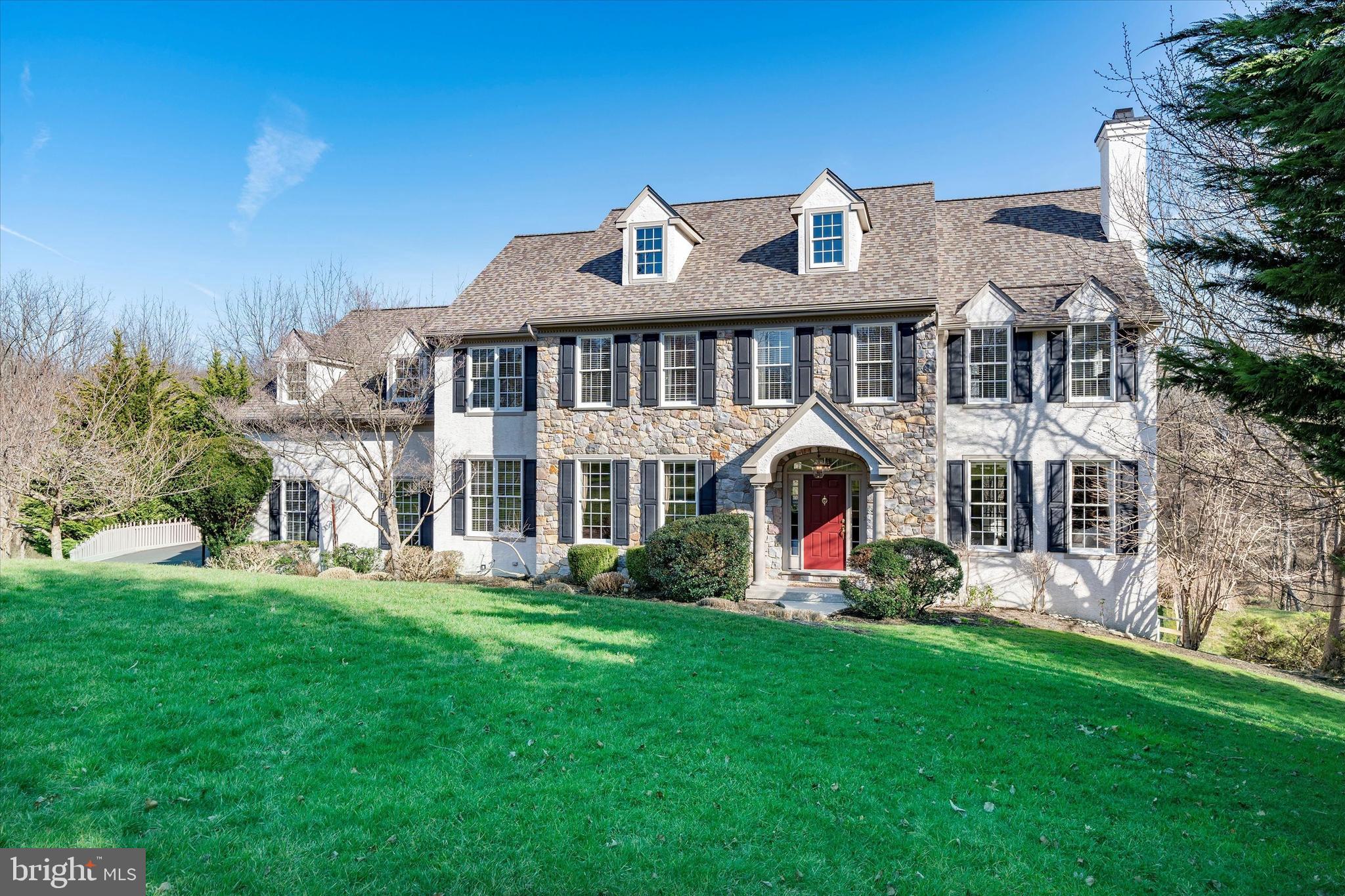 HAMILTON PLACE - Residential