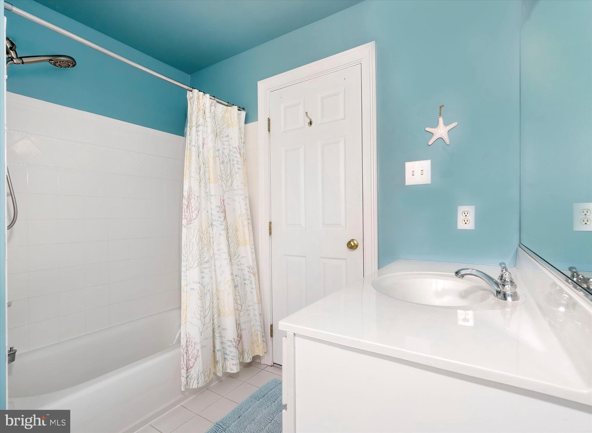 HAMILTON PLACE - Residential