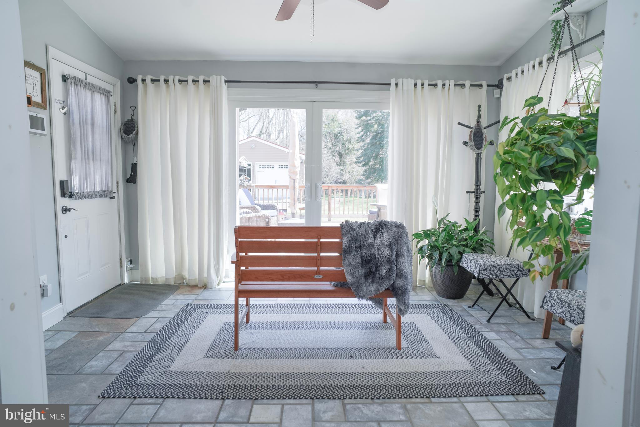 NONAVAILABLE - Residential