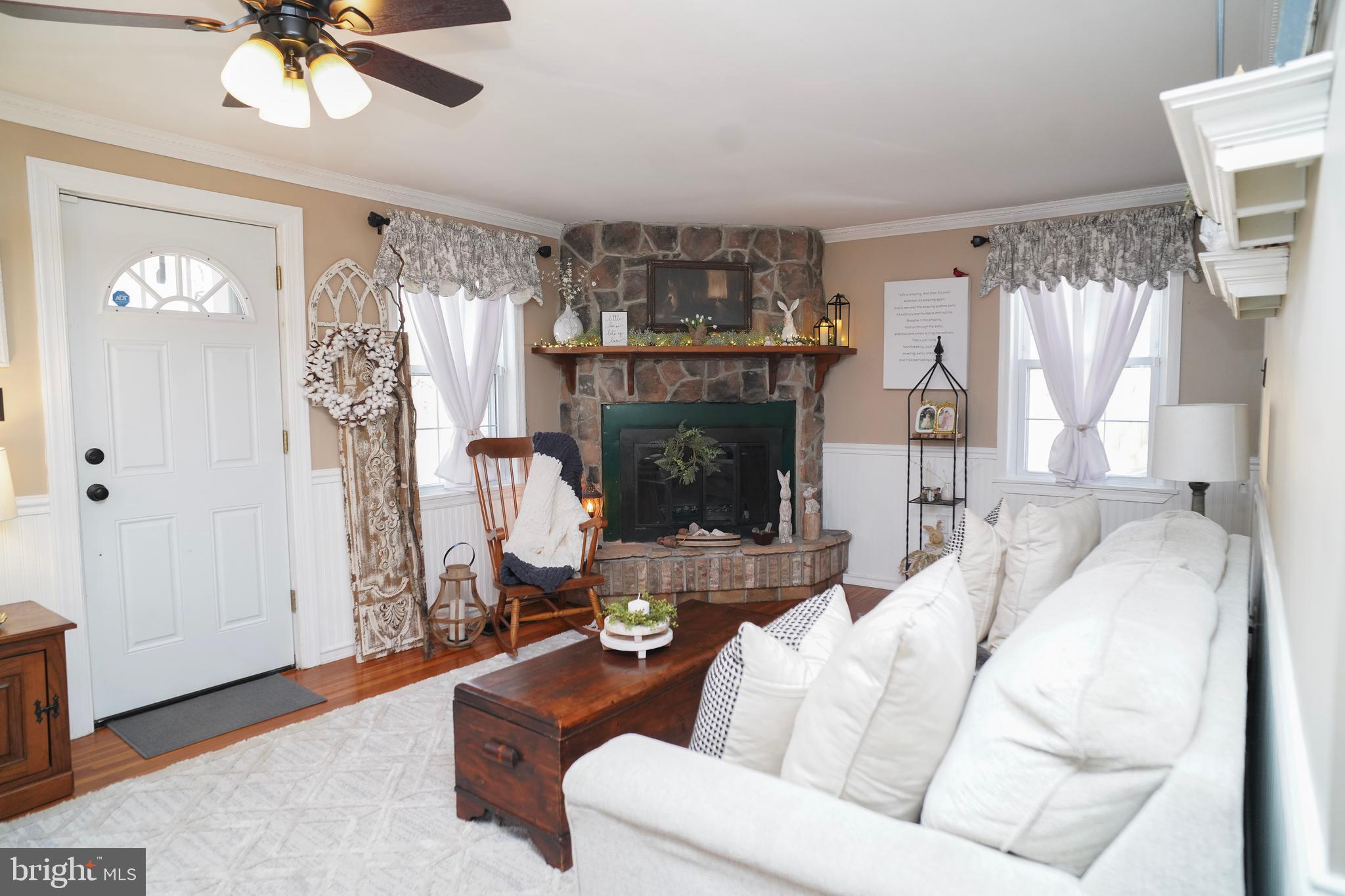 1136 MECHANICS VALLEY ROAD