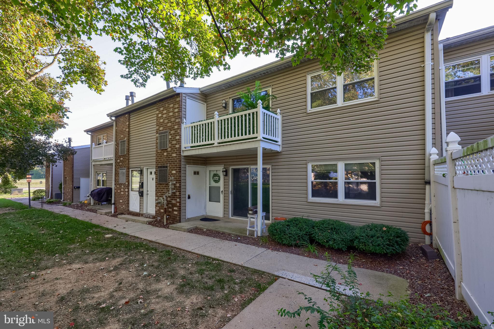 2900 STATE HILL ROAD I5