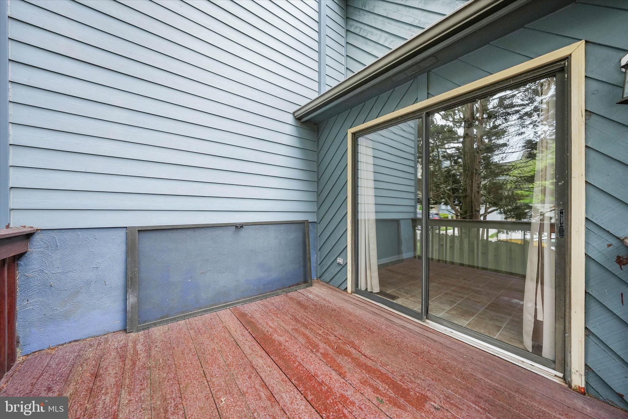 8 FOXTAIL COURT