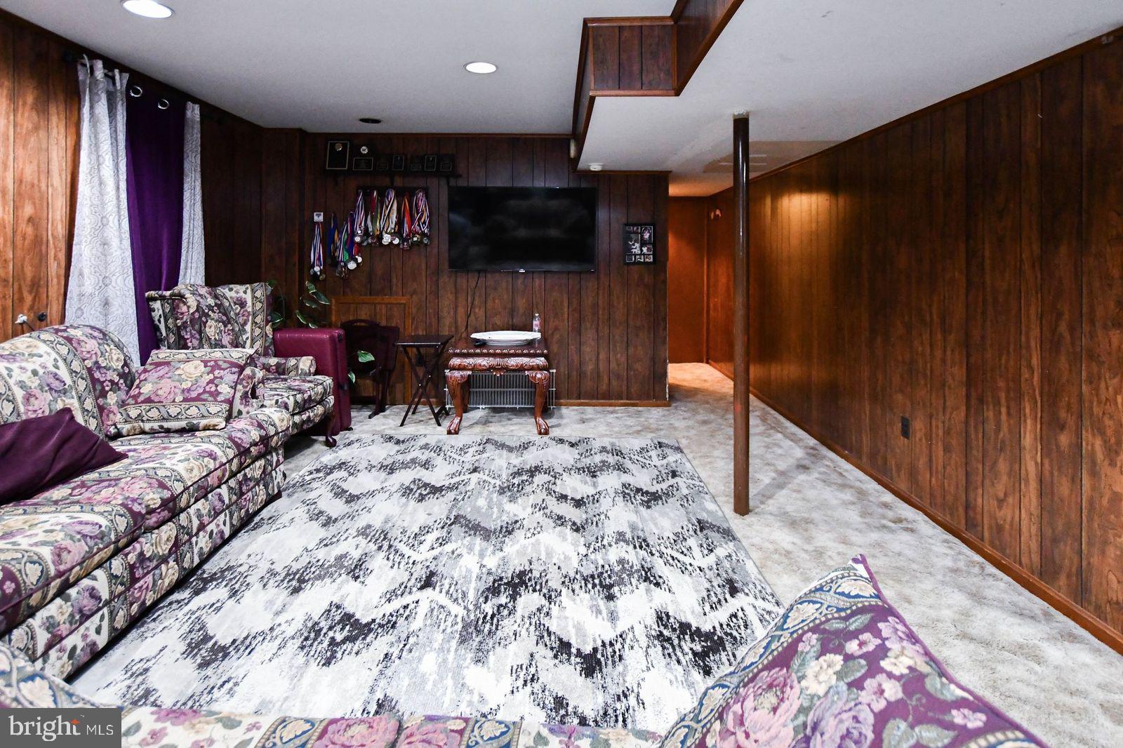 BELTSVILLE HEIGHTS - Residential