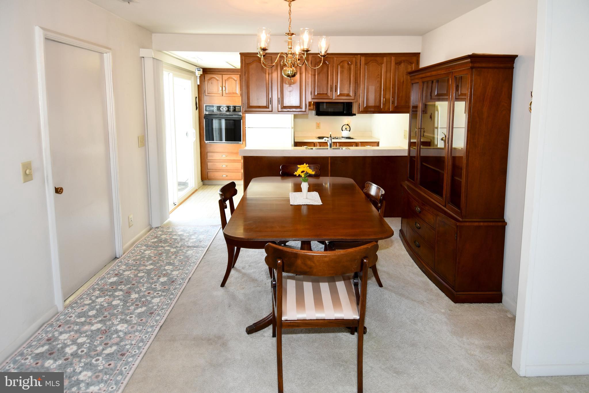 LEISURE WORLD - Residential