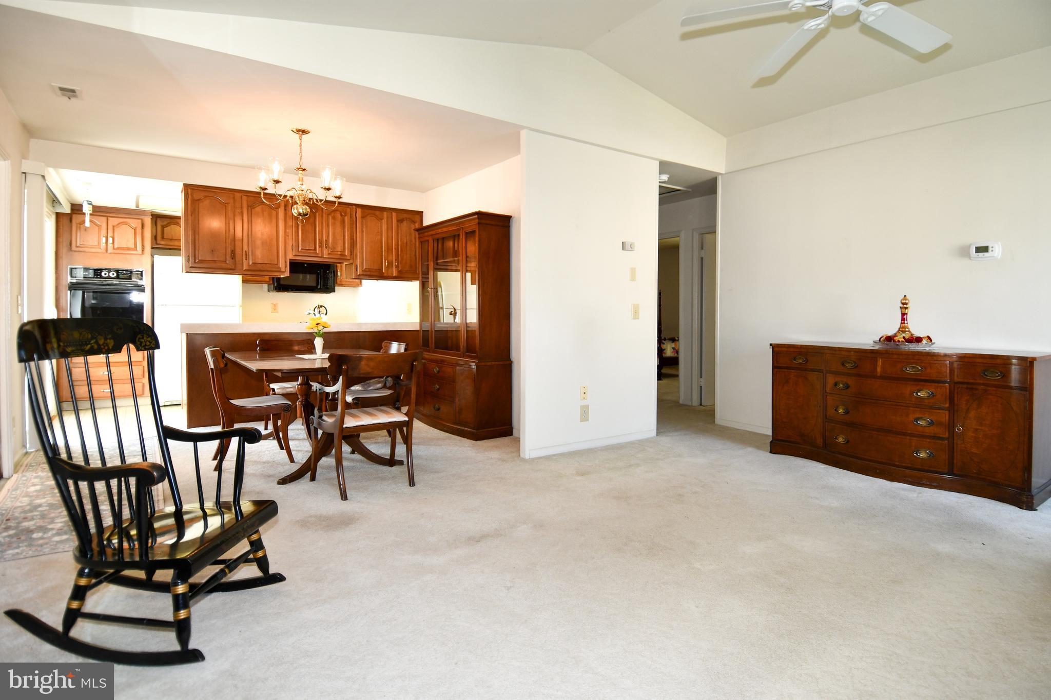 LEISURE WORLD - Residential