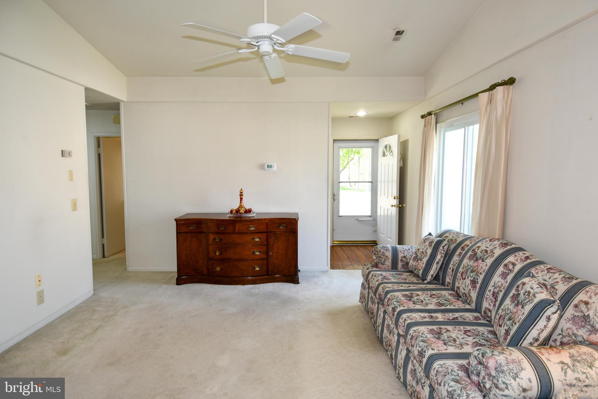 LEISURE WORLD - Residential