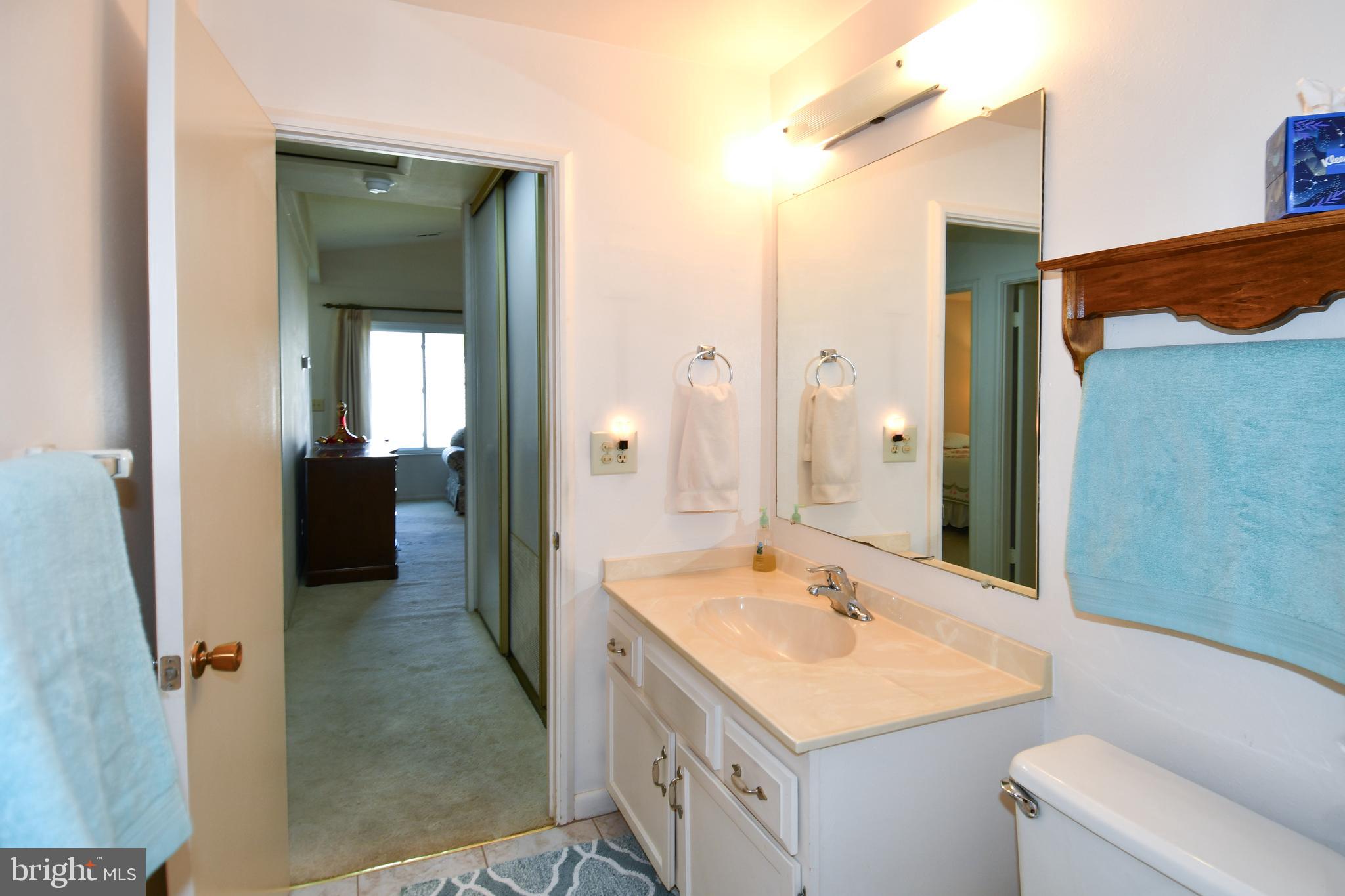 LEISURE WORLD - Residential
