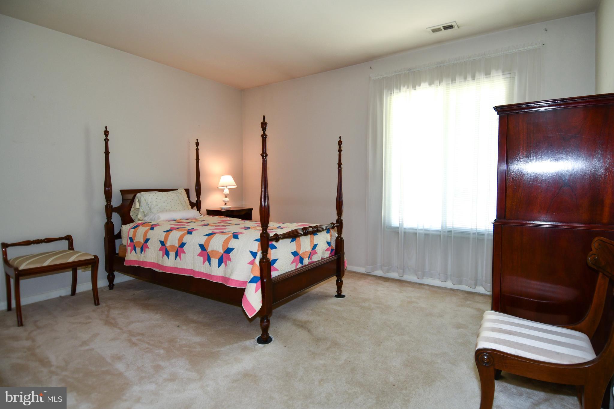 LEISURE WORLD - Residential