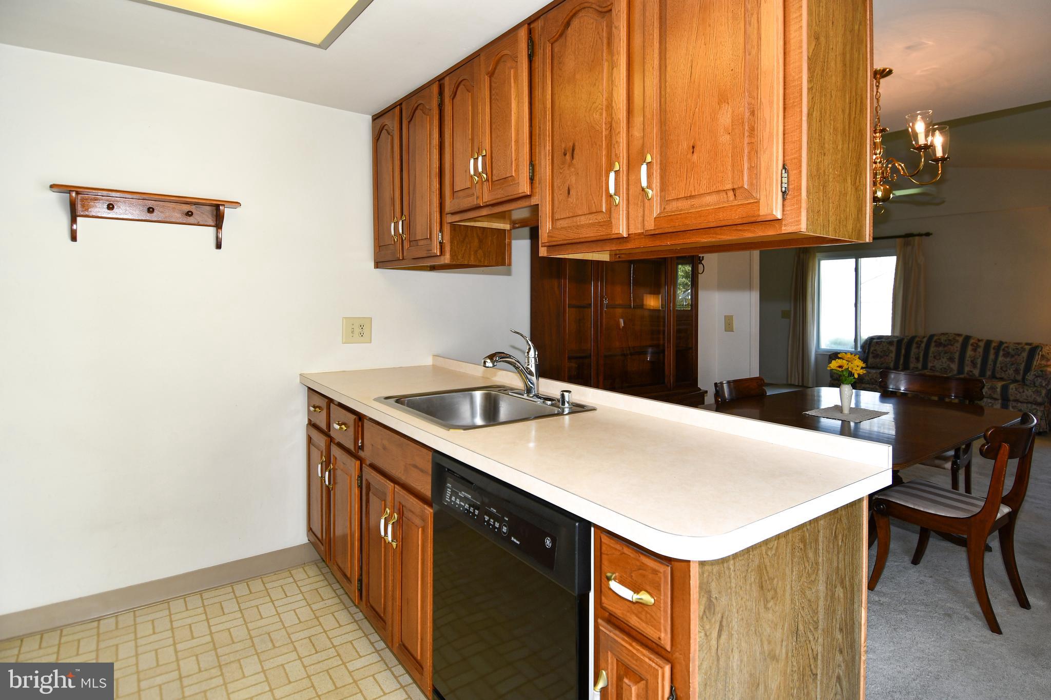 LEISURE WORLD - Residential