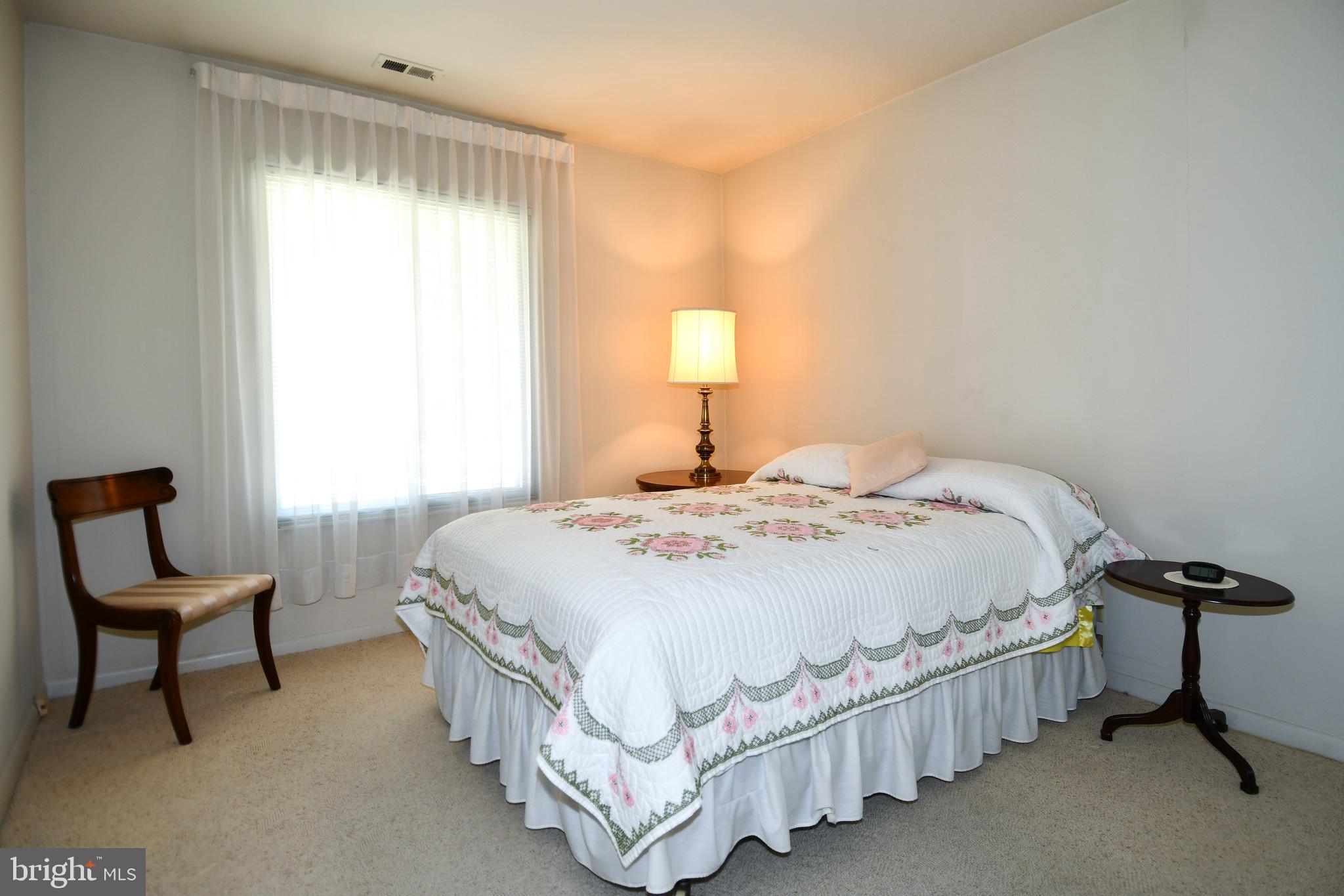 LEISURE WORLD - Residential