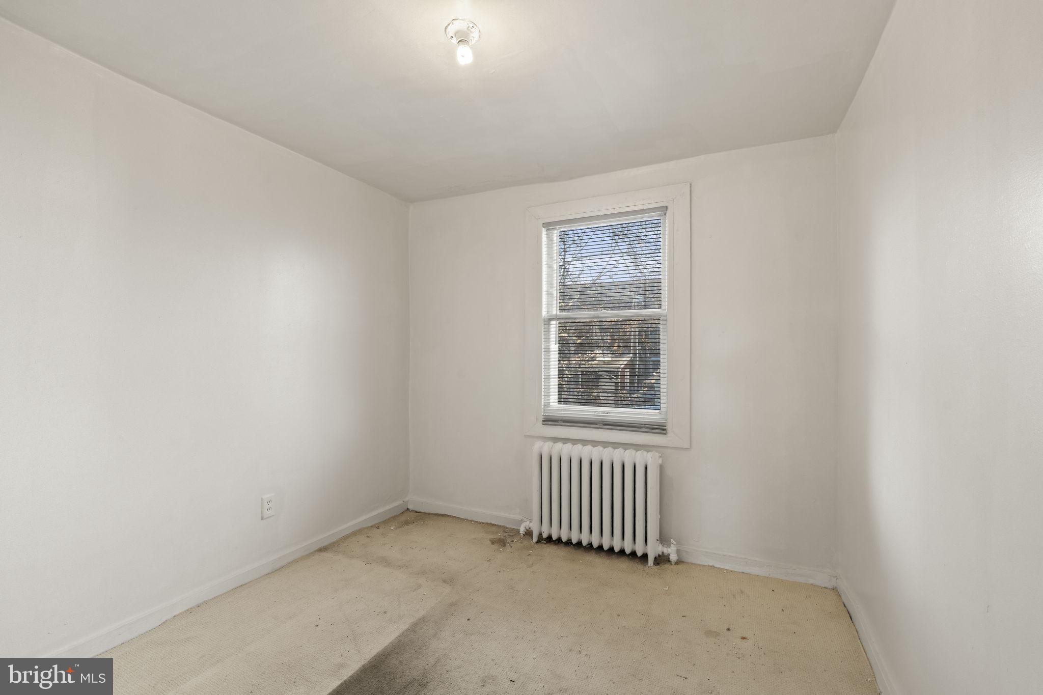 KENSINGTON - Residential