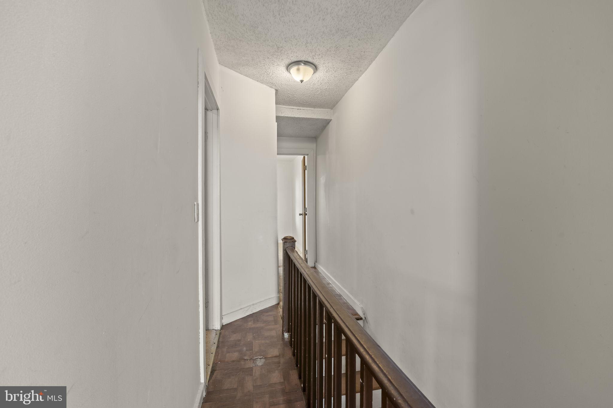 KENSINGTON - Residential