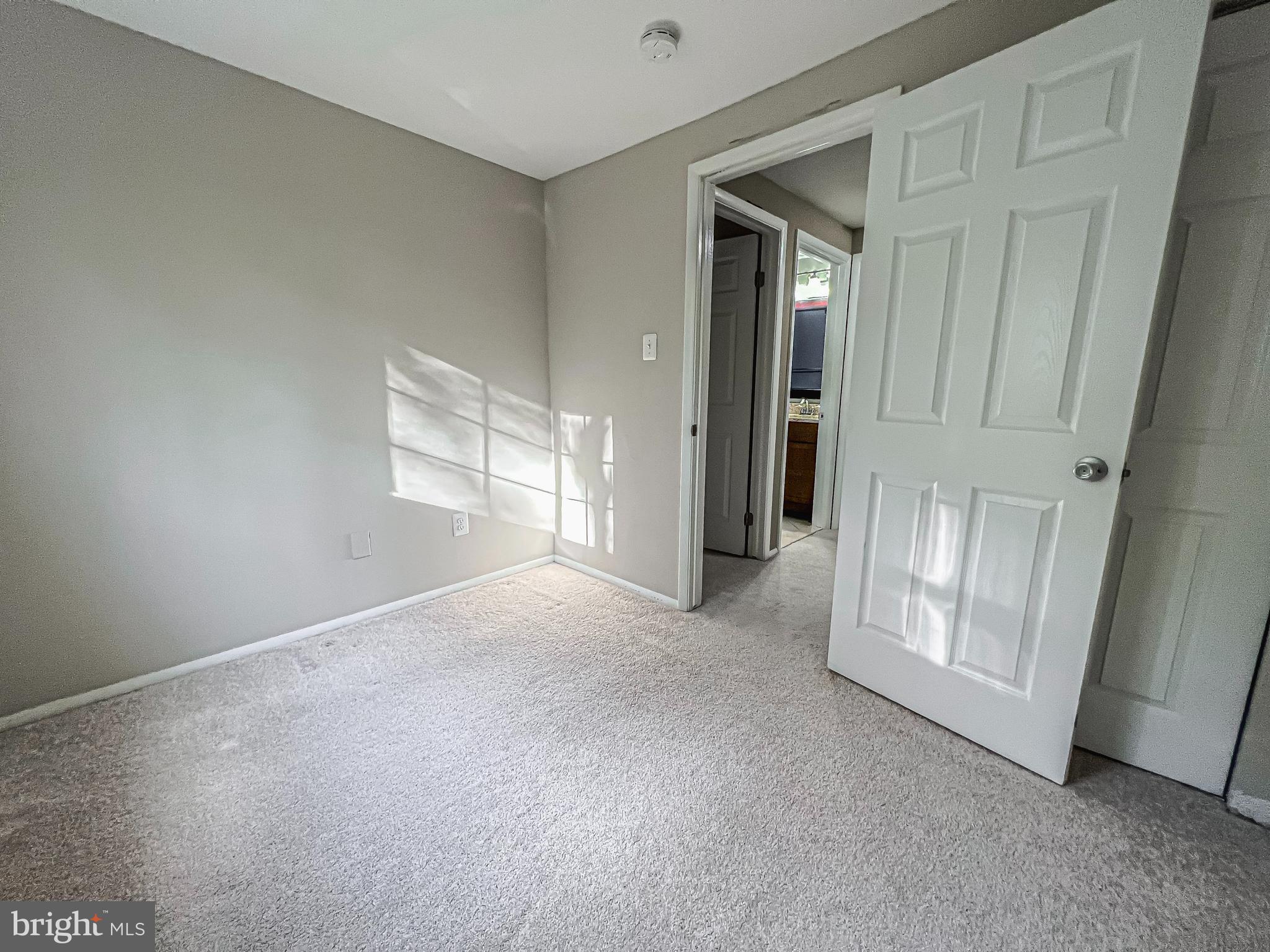 NEWINGTON FOREST - Residential Lease