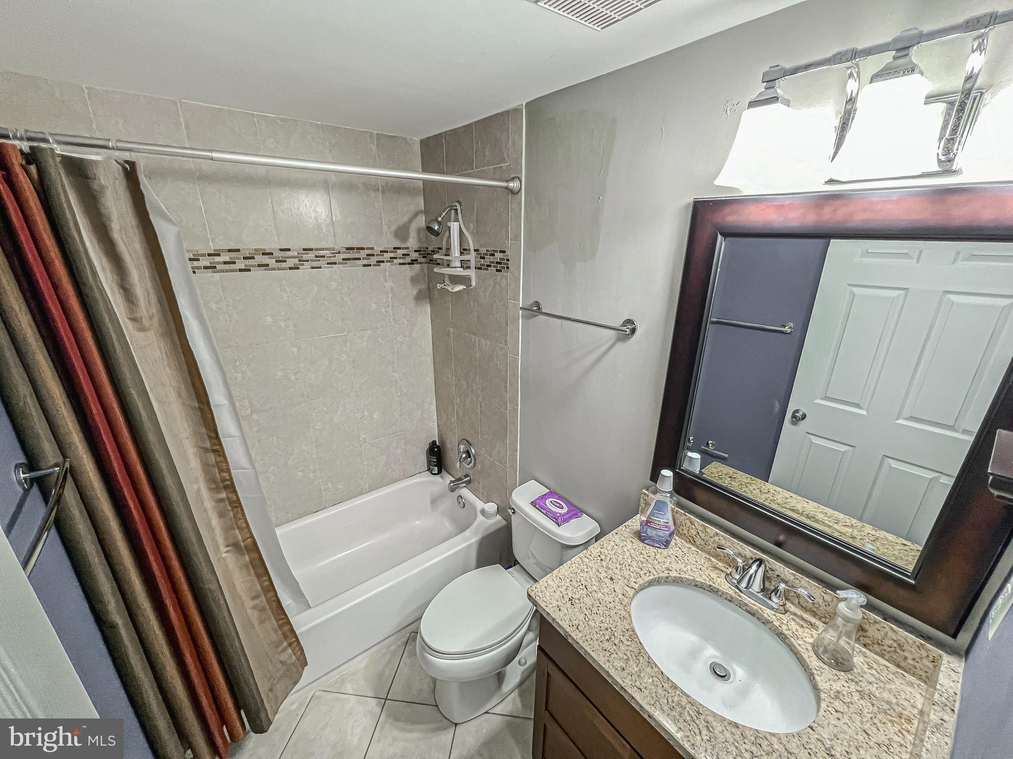 NEWINGTON FOREST - Residential Lease