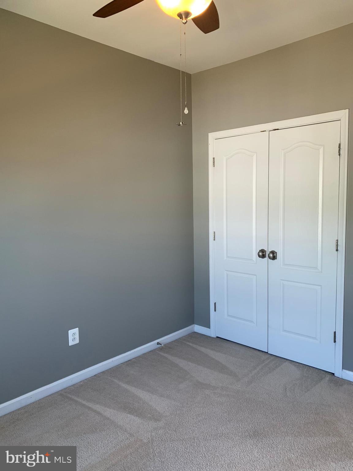 HAWTHORNE - Residential Lease