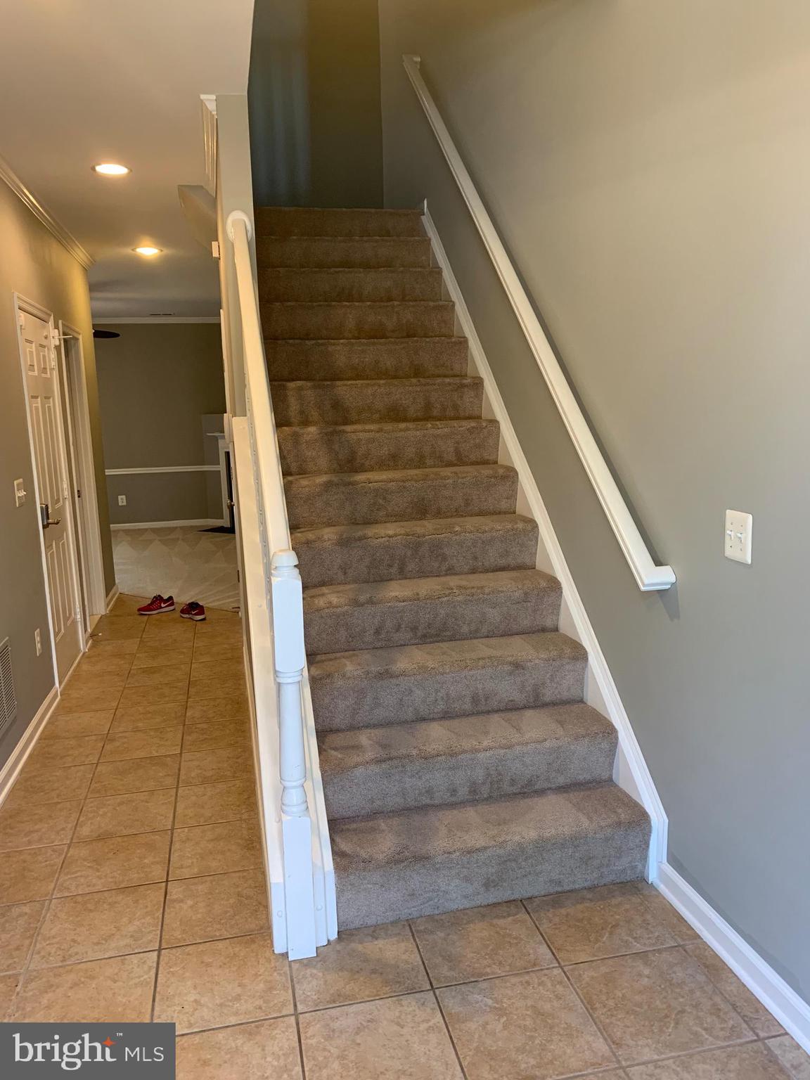 HAWTHORNE - Residential Lease