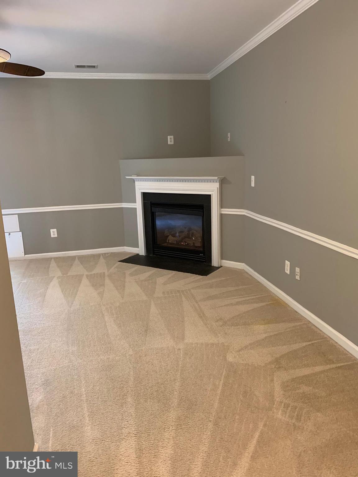 HAWTHORNE - Residential Lease