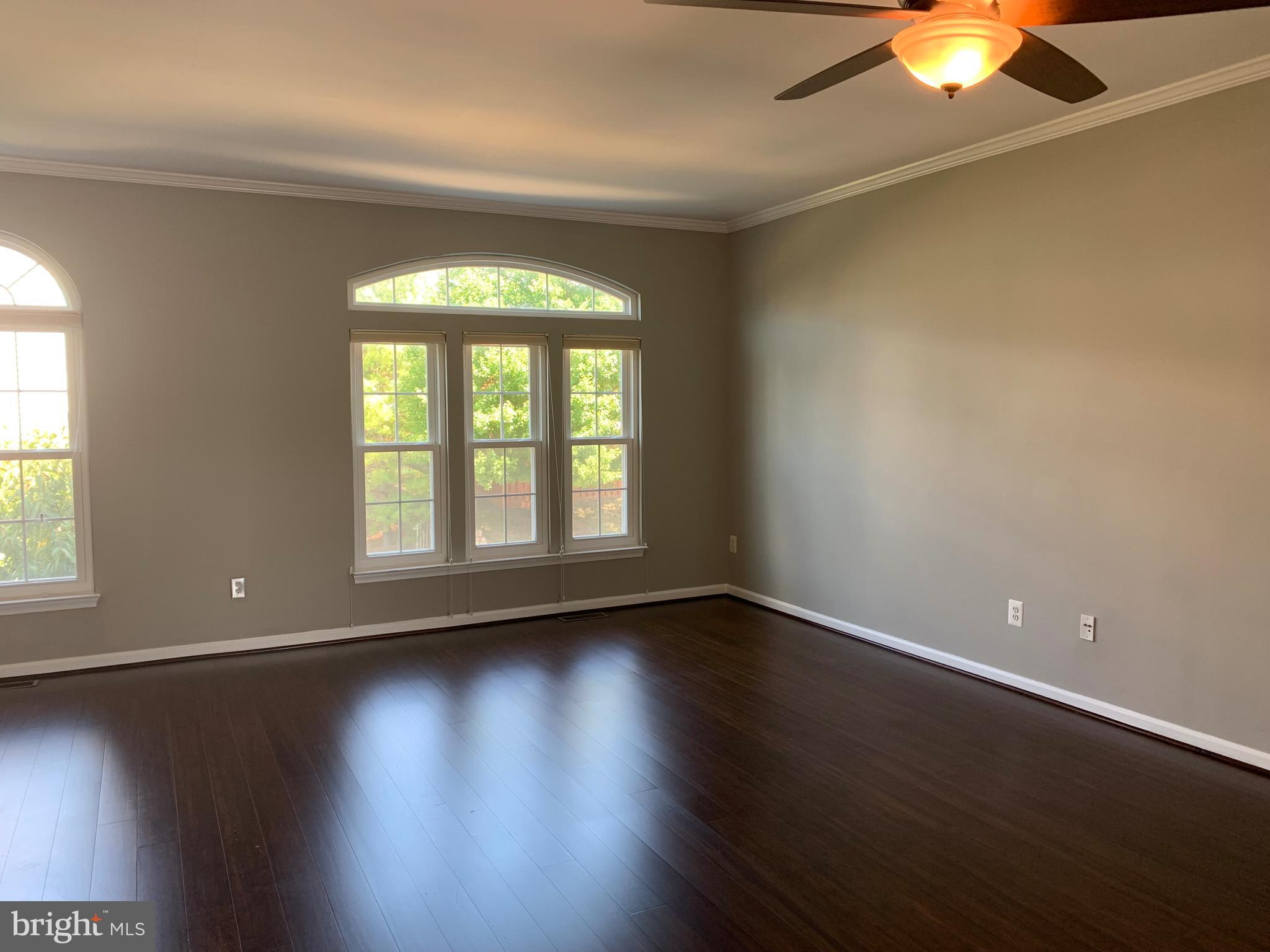 HAWTHORNE - Residential Lease