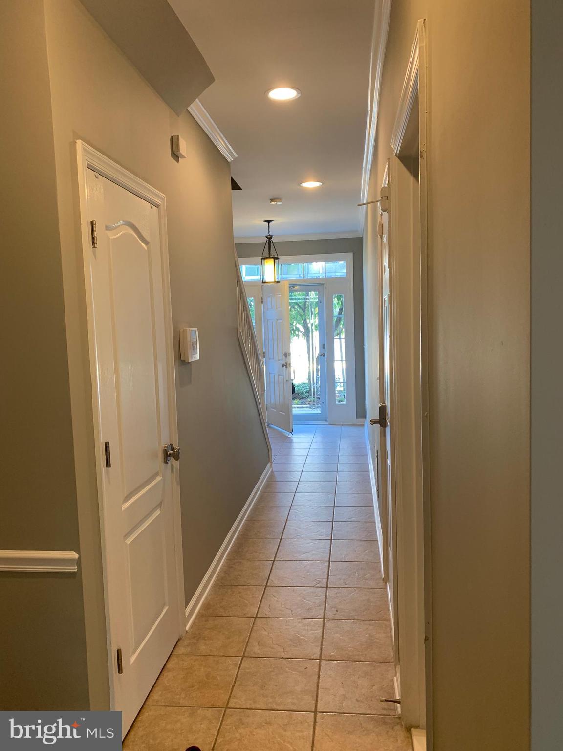 HAWTHORNE - Residential Lease