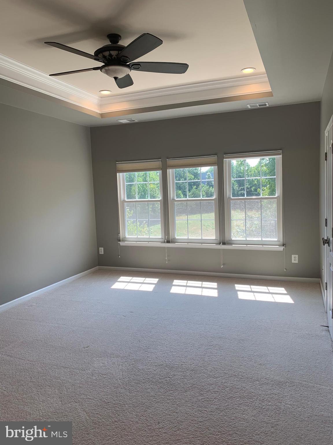 HAWTHORNE - Residential Lease