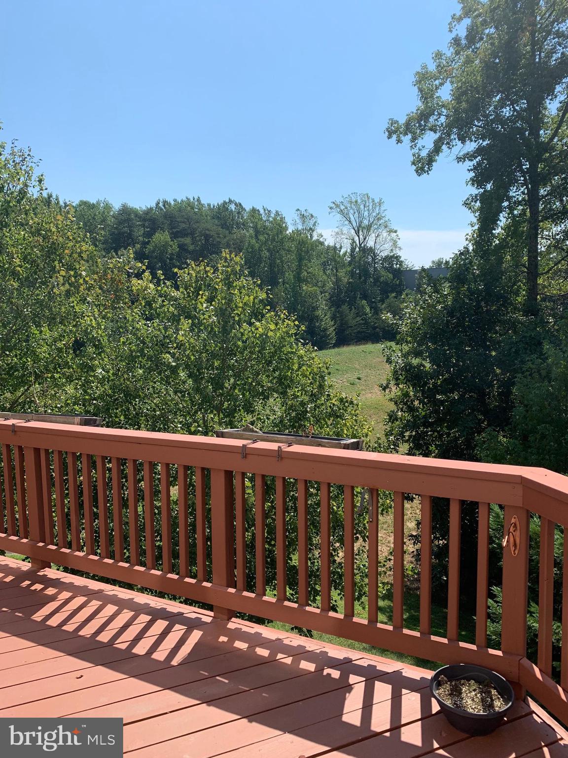 HAWTHORNE - Residential Lease