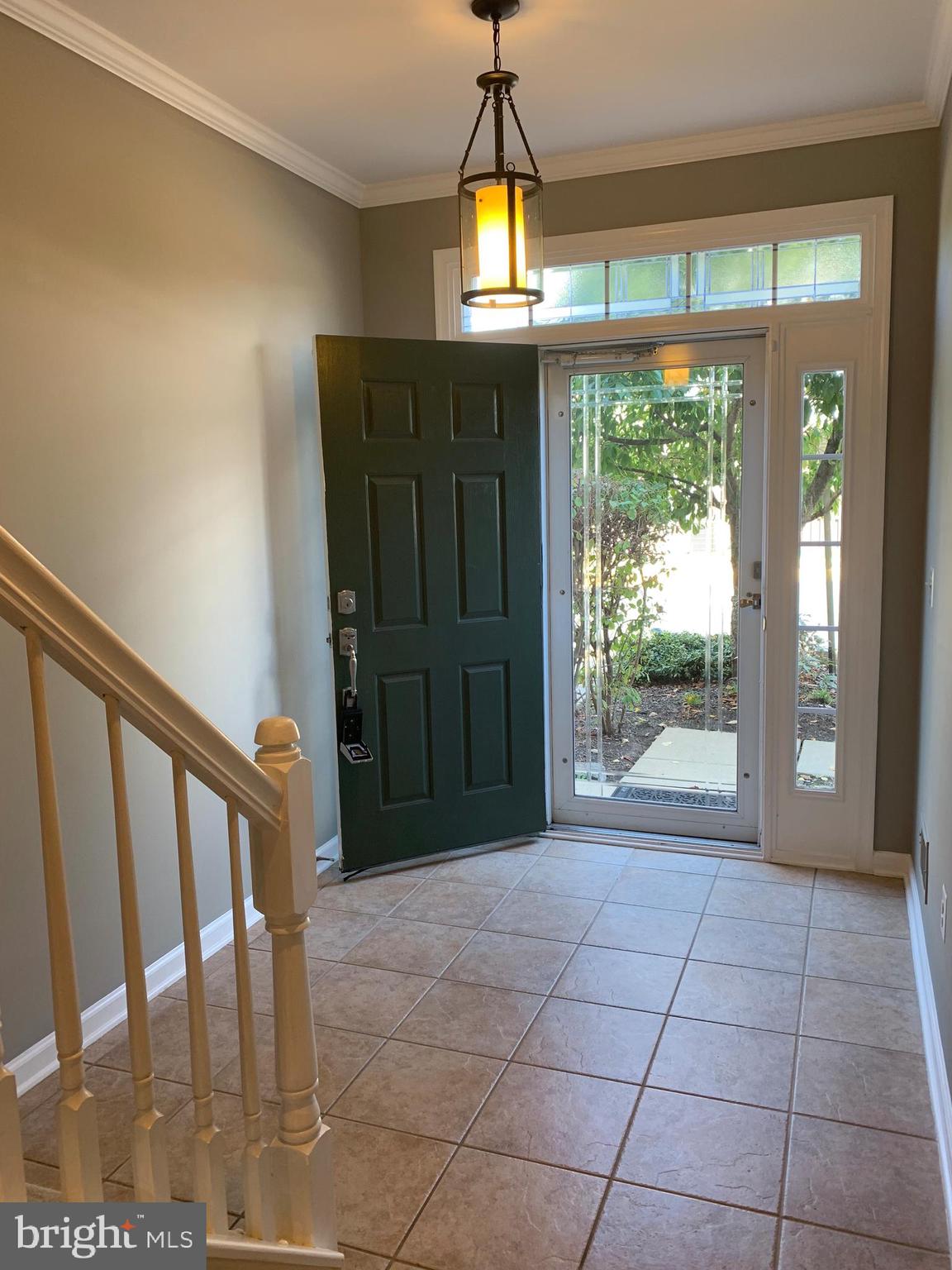 HAWTHORNE - Residential Lease