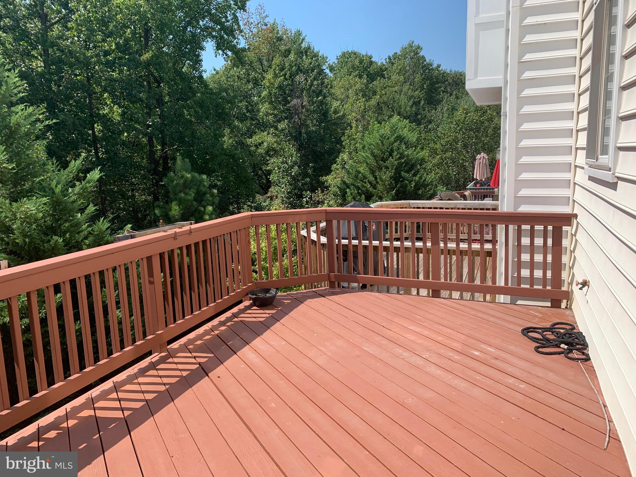 HAWTHORNE - Residential Lease