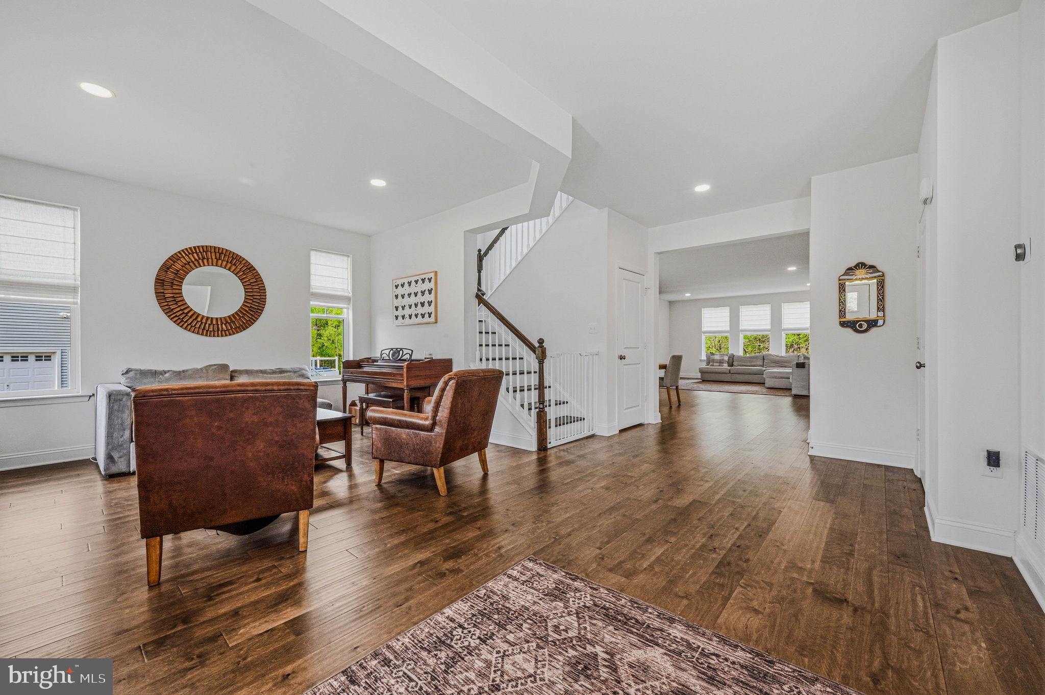 VILLAGE OF BAYBERRY - Residential