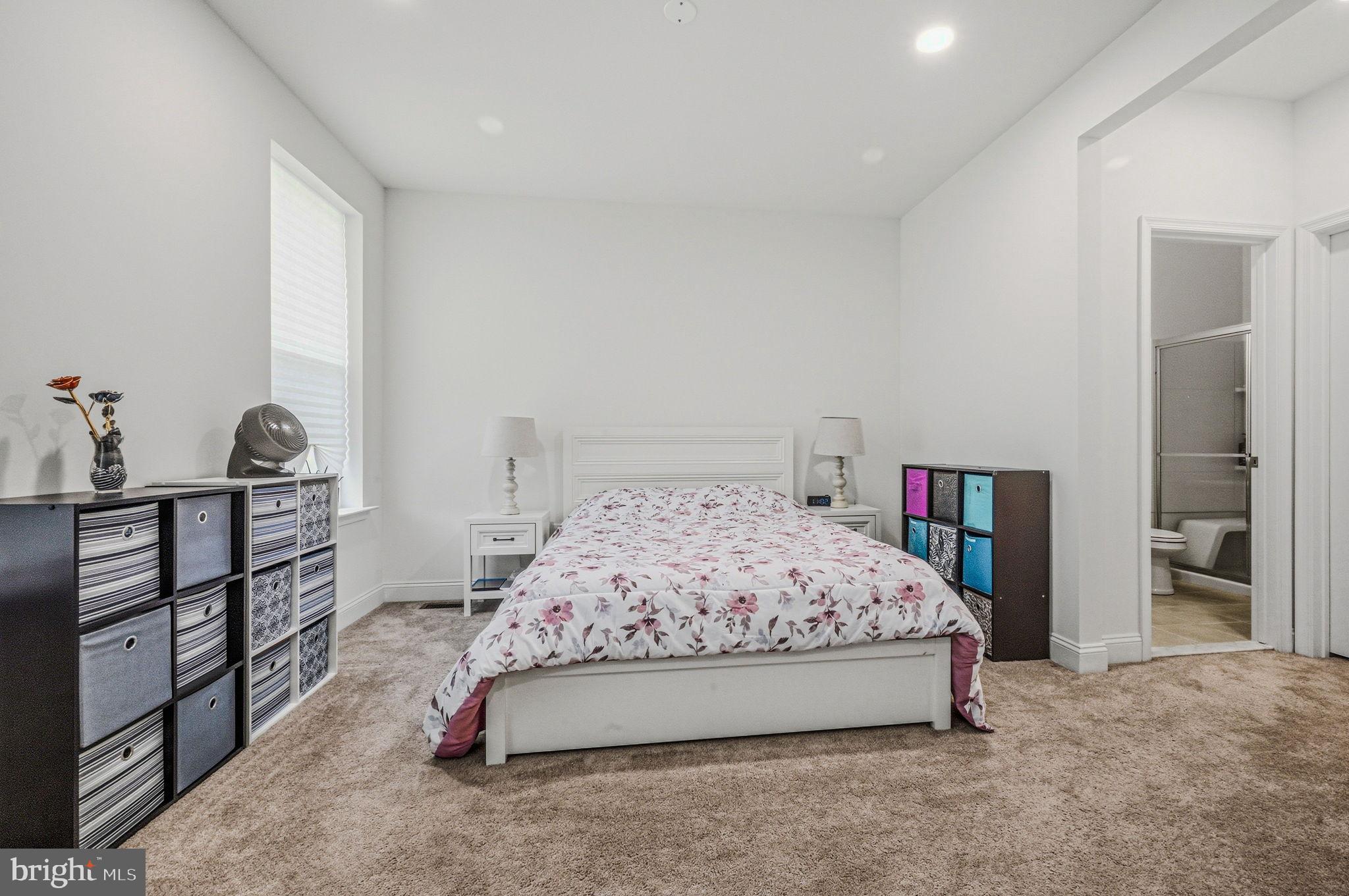 VILLAGE OF BAYBERRY - Residential