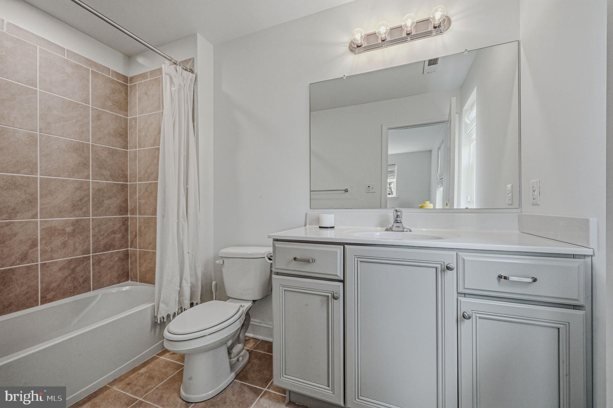 VILLAGE OF BAYBERRY - Residential