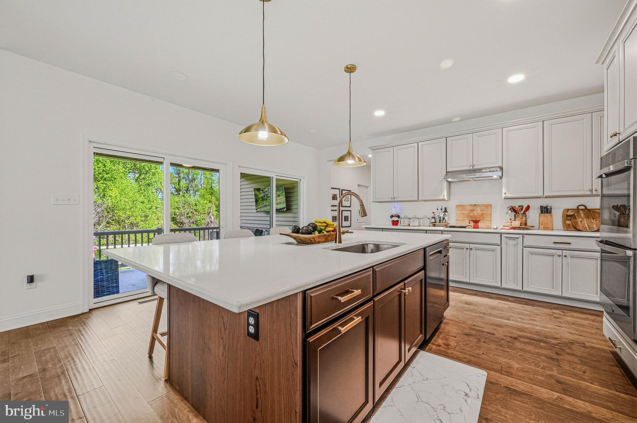 VILLAGE OF BAYBERRY - Residential