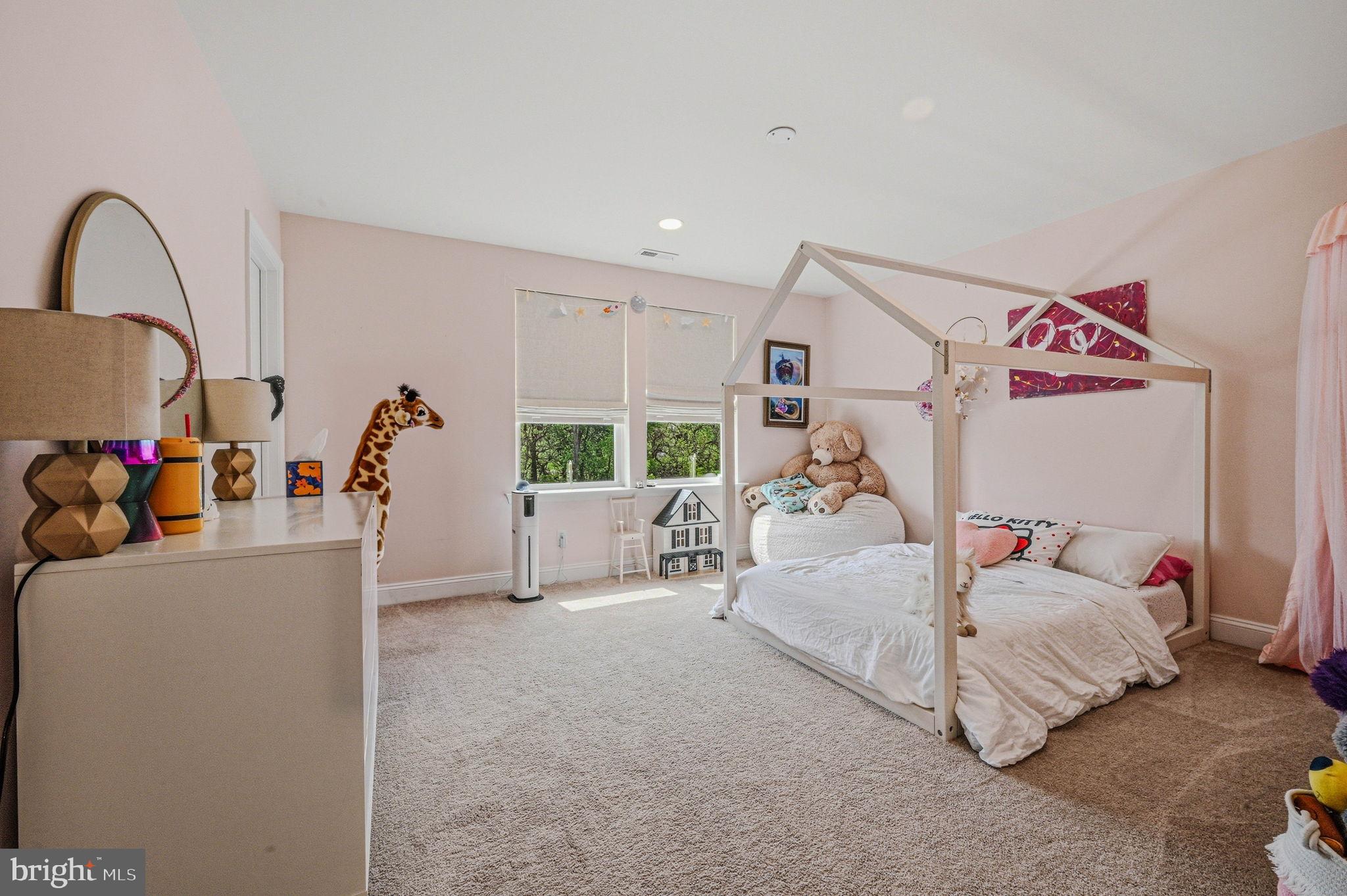 VILLAGE OF BAYBERRY - Residential