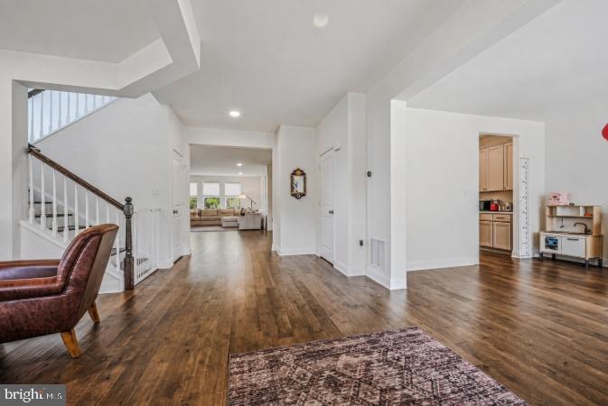 VILLAGE OF BAYBERRY - Residential