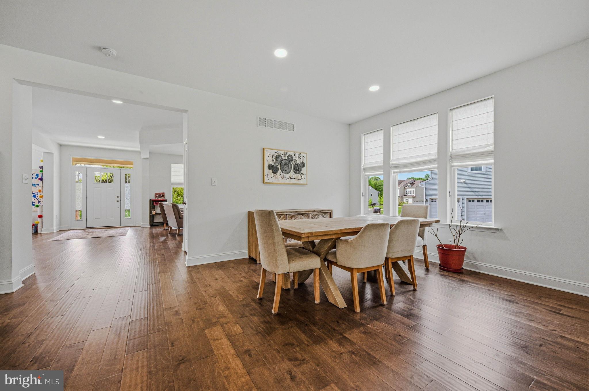 VILLAGE OF BAYBERRY - Residential