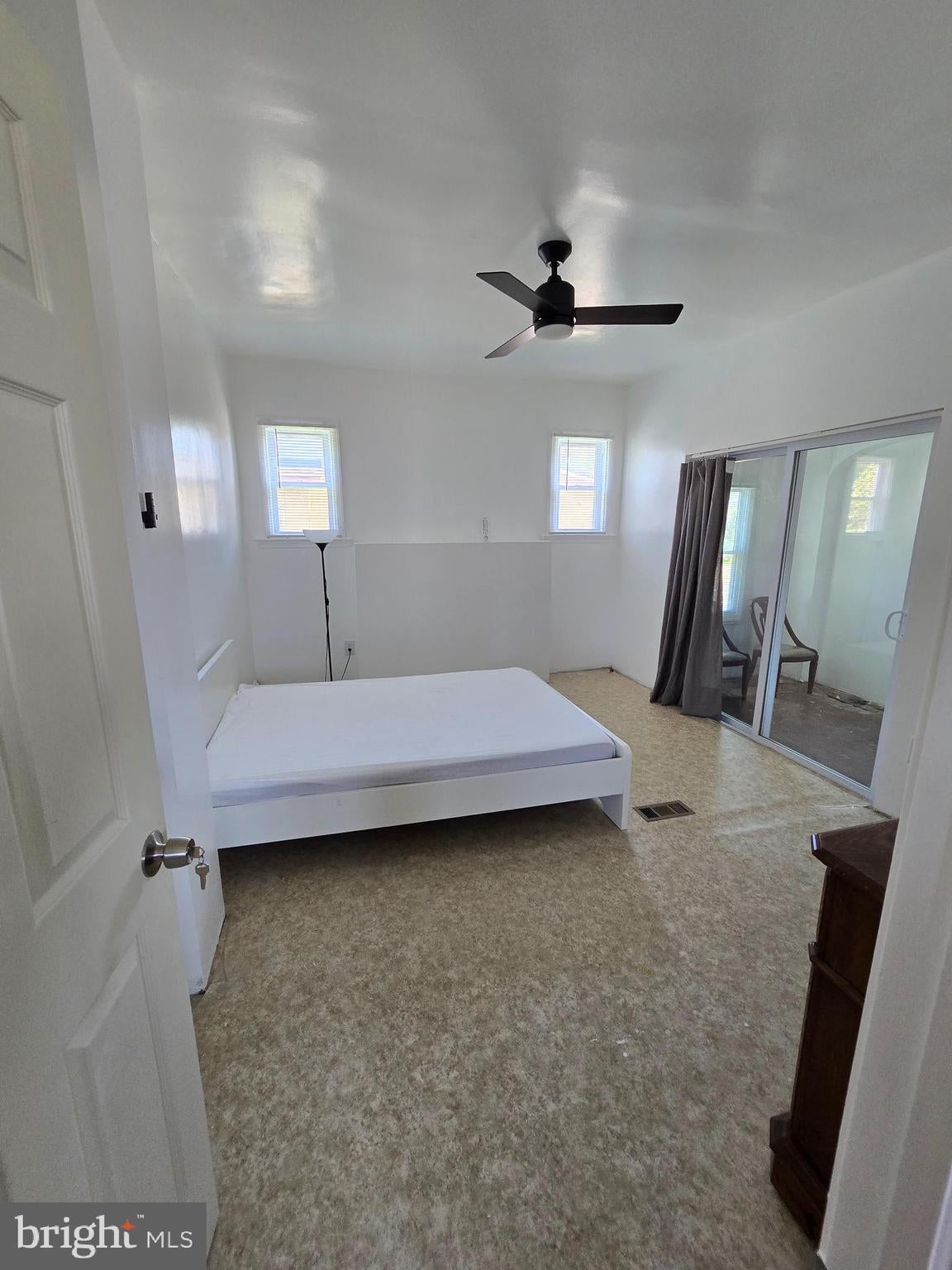 7800 VERREE ROAD 02