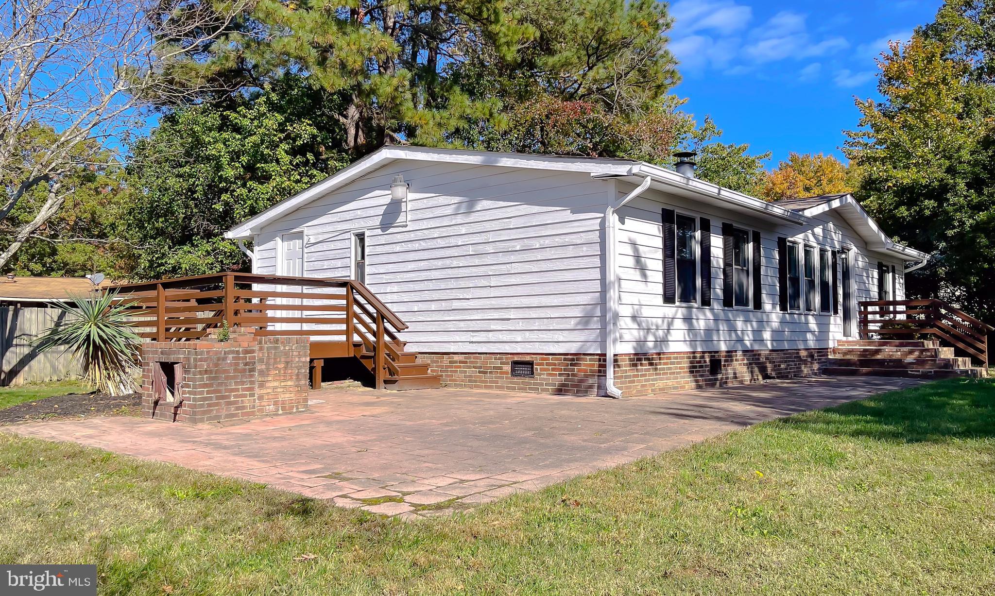 22489 WAINWRIGHT COURT