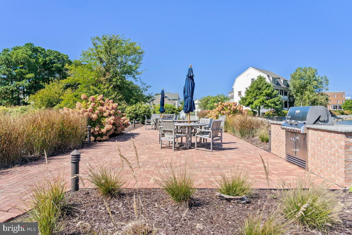 CHESTER RIVER LANDING - Commercial Sale