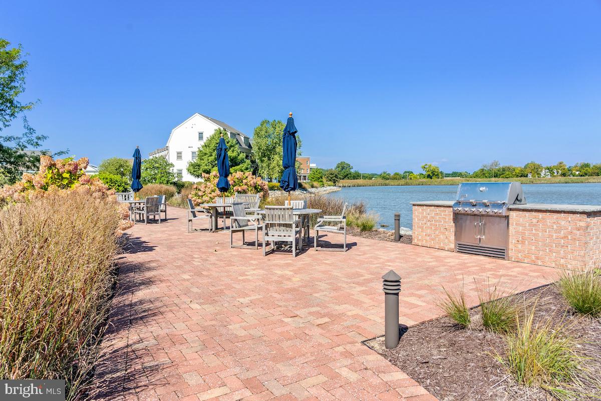 CHESTER RIVER LANDING - Commercial Sale