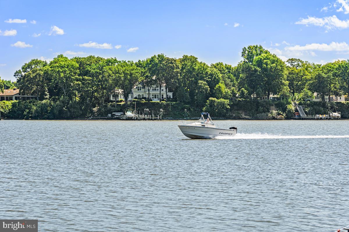 CHESTER RIVER LANDING - Commercial Sale