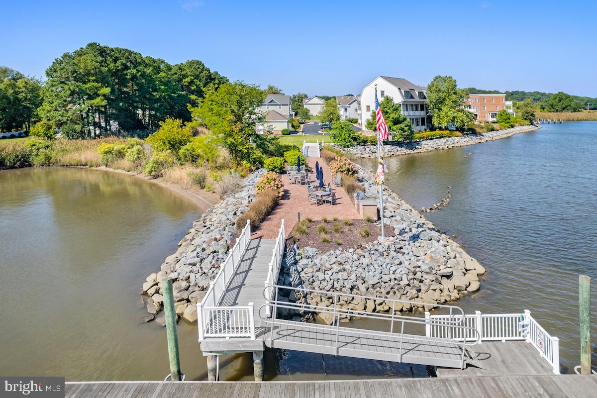 CHESTER RIVER LANDING - Commercial Sale