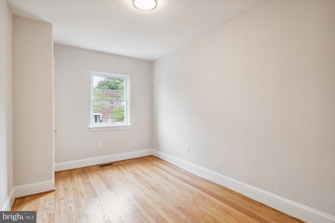 EDNOR GARDENS HISTORIC DISTRICT - Residential