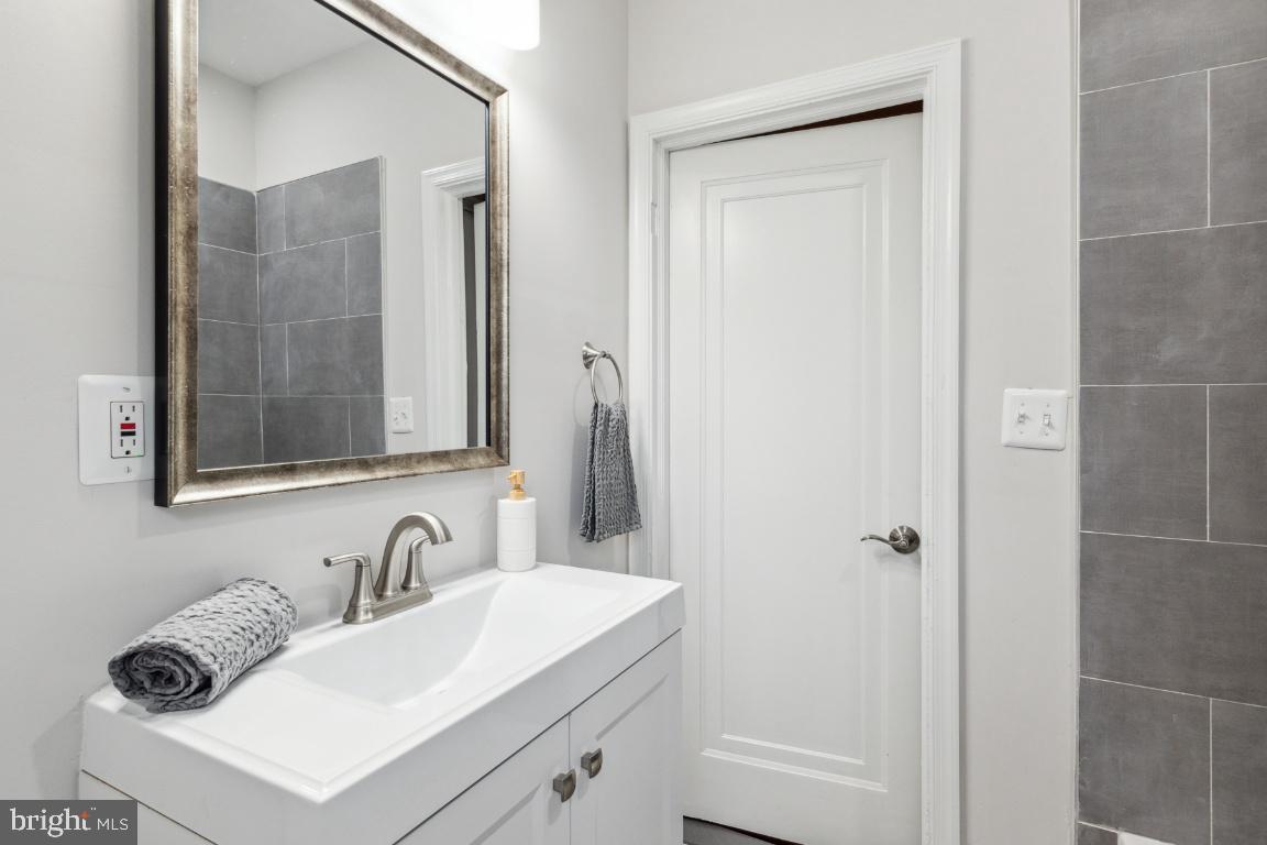 EDNOR GARDENS HISTORIC DISTRICT - Residential